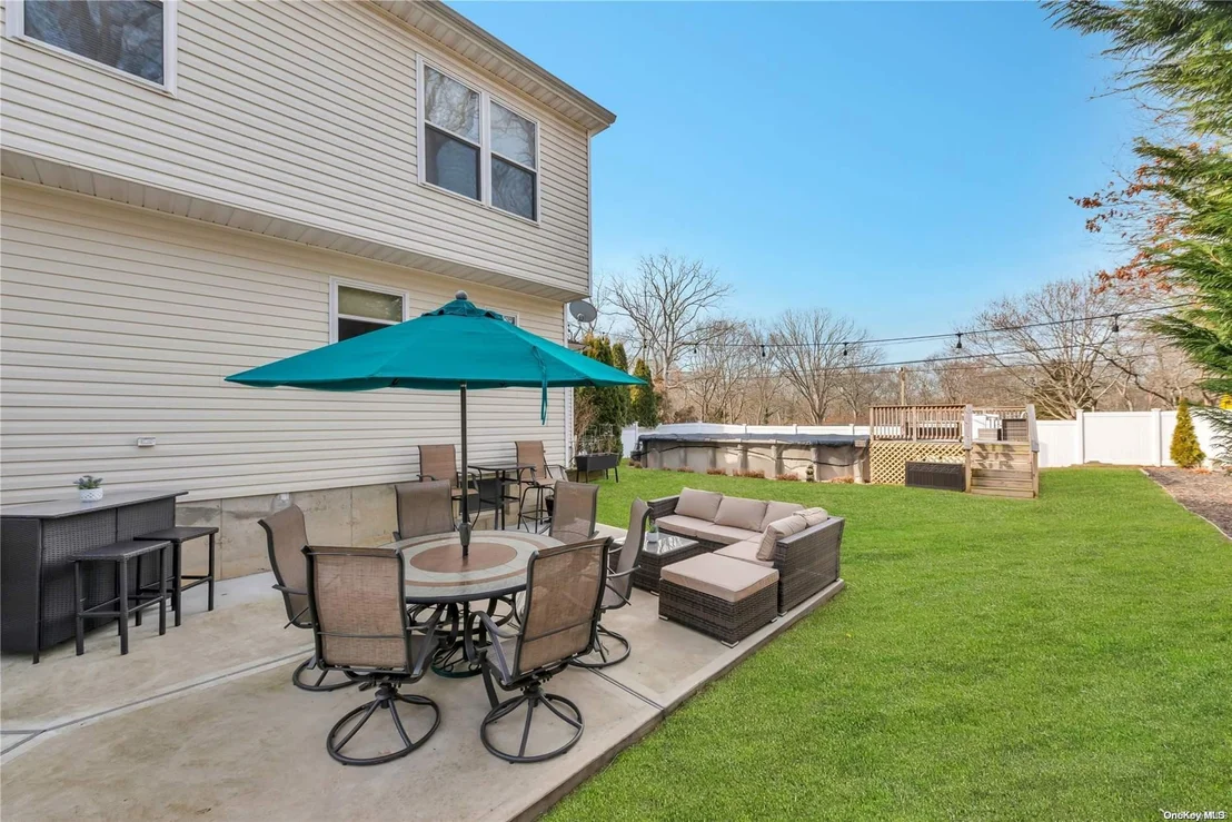 Photo of 1 Rockledge Drive