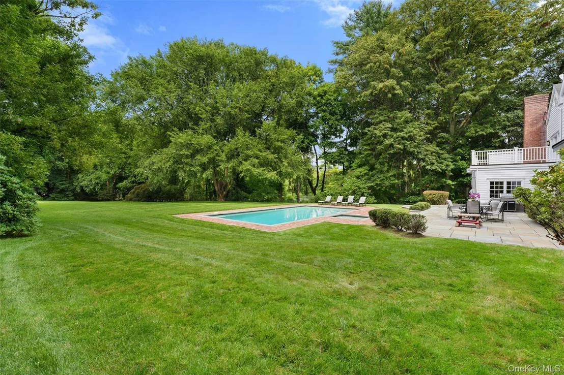 Photo of 15 Sheldrake Road