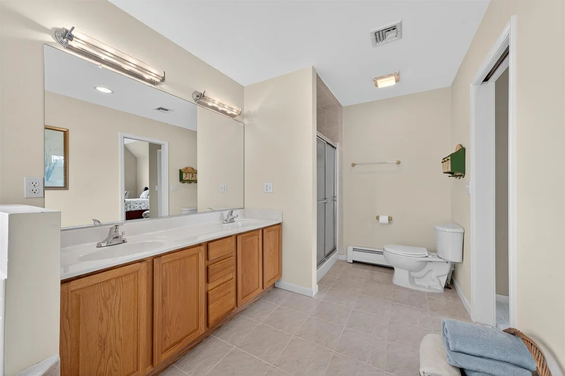 Photo of 106 Maple Avenue