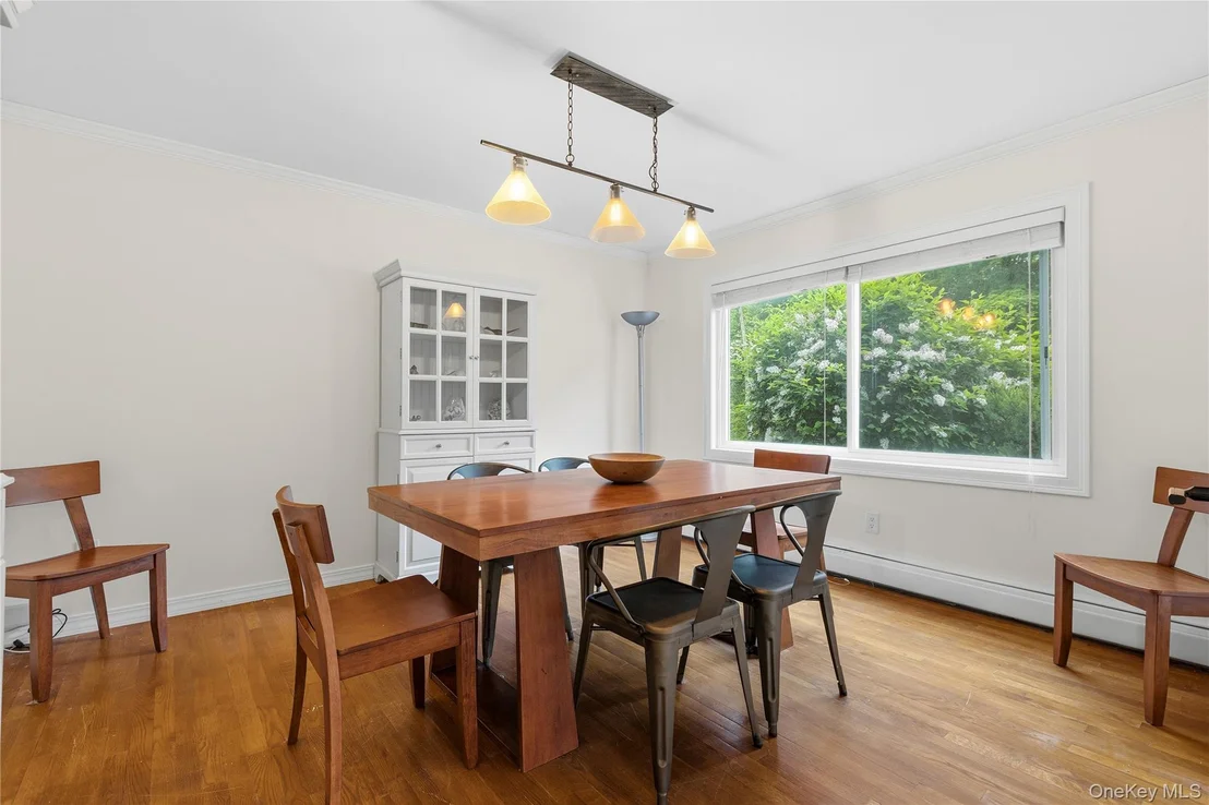 Photo of 65 Cliffside Lane