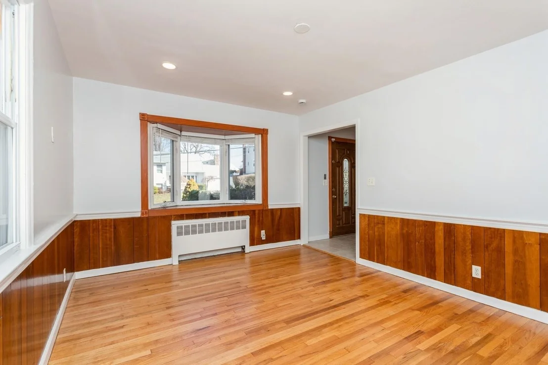 Photo of 52 Delaware Road