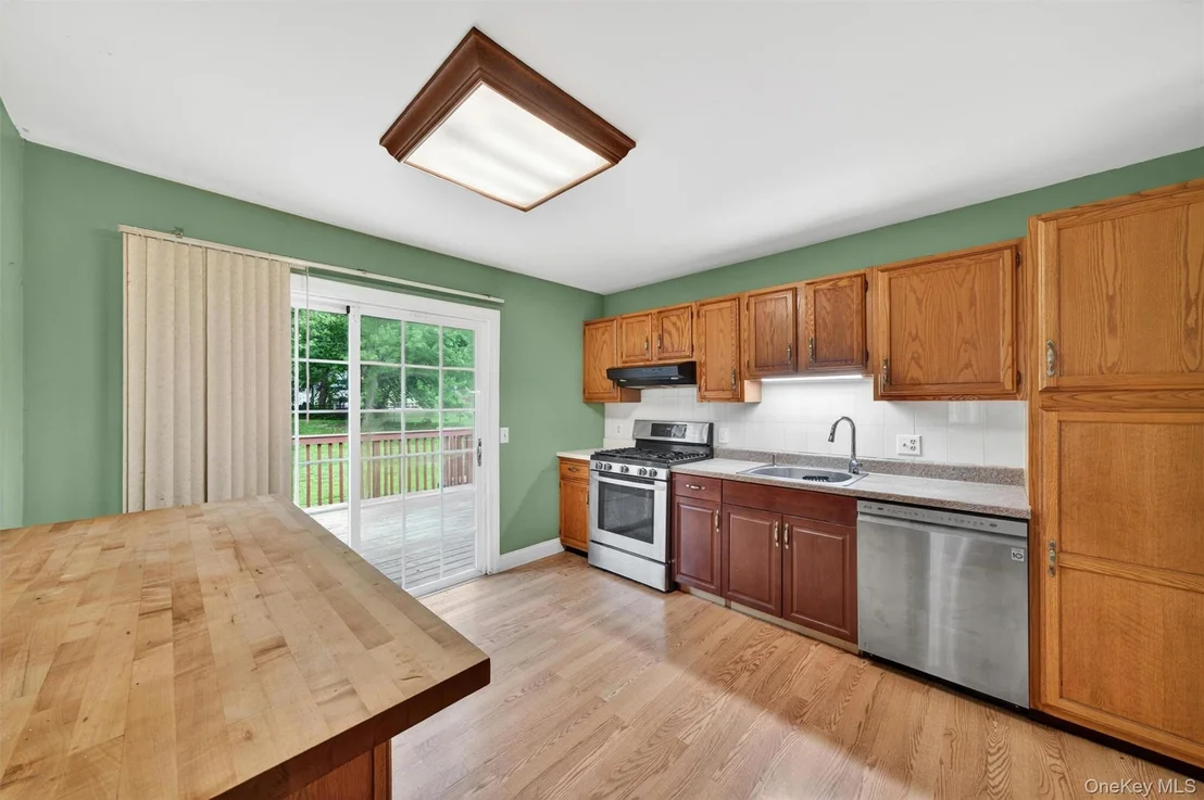 Photo of 76 Maureen Drive