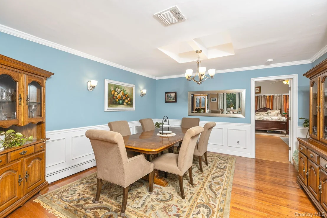 Photo of 30 Long Pond Road