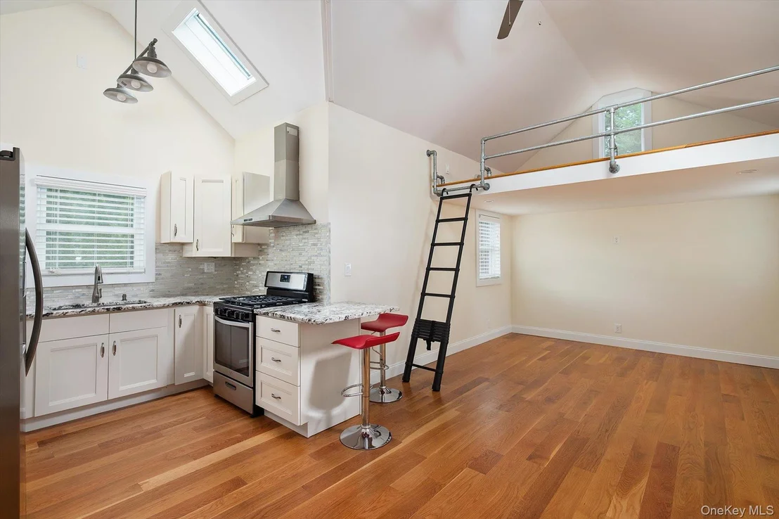 Photo of 234 Foxhurst Road