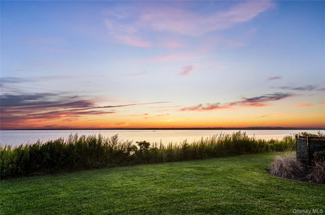 Photo of 21 Grandview Drive
