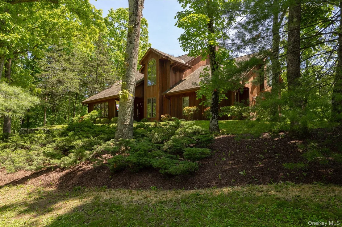 Photo of 44 Eleanor Drive