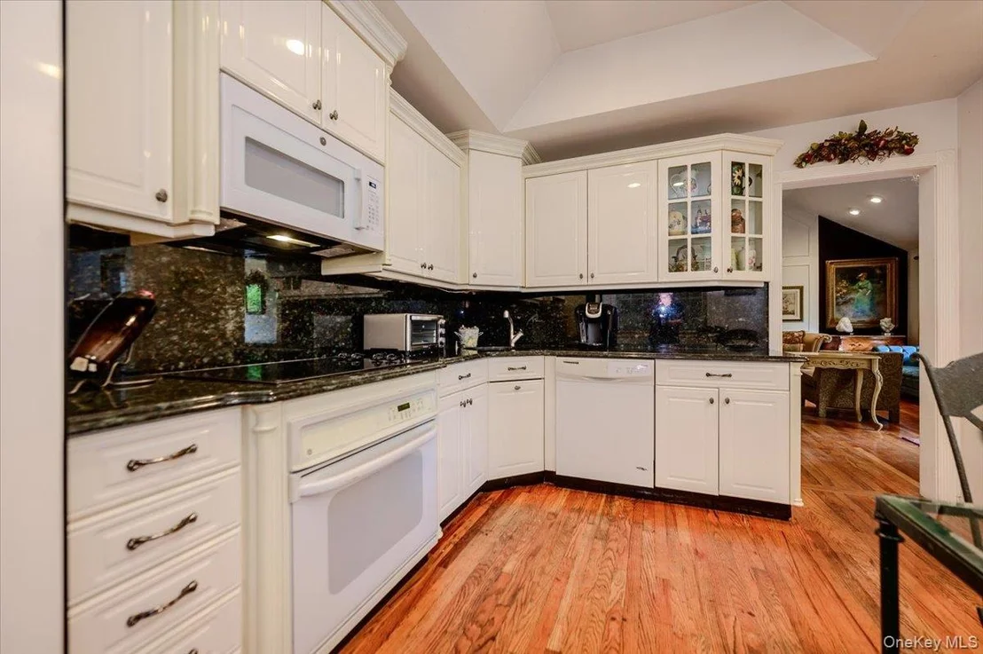 Photo of 2514 Lindenmere Drive