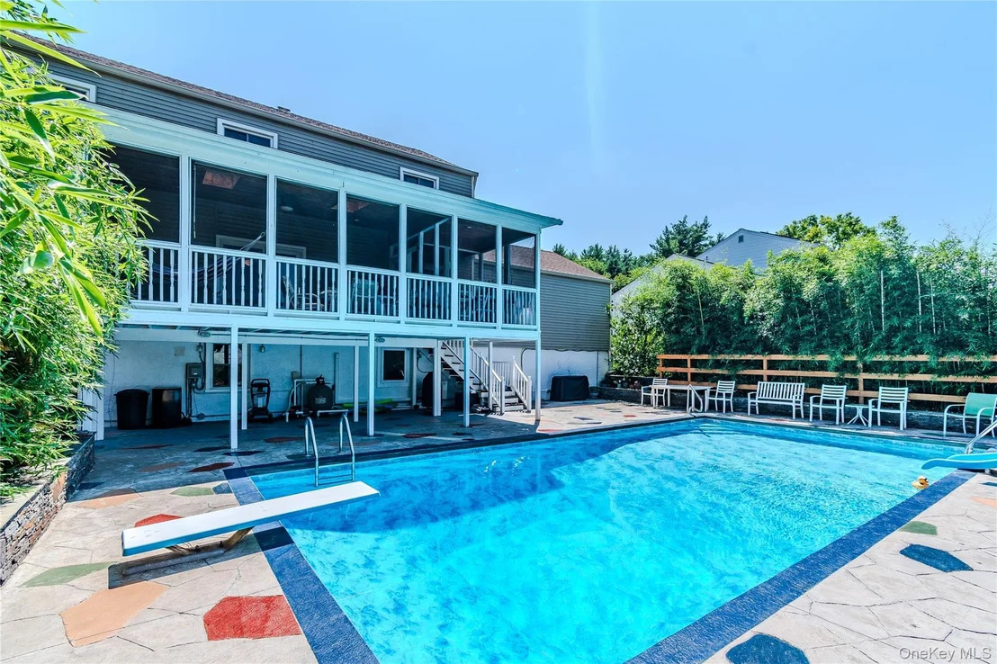 Photo of 10 Old Mill Drive