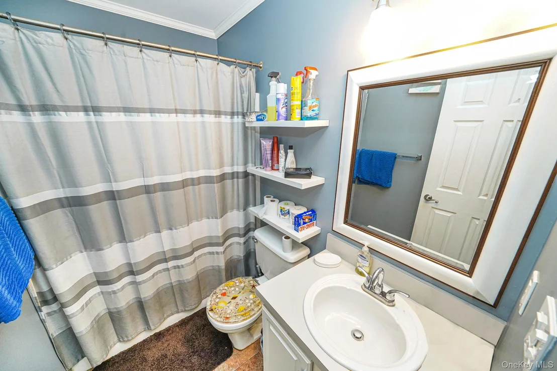 Photo of 973 N Ocean Avenue