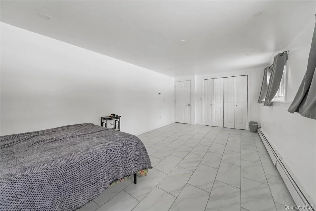 Photo of 7 Lakeview Drive