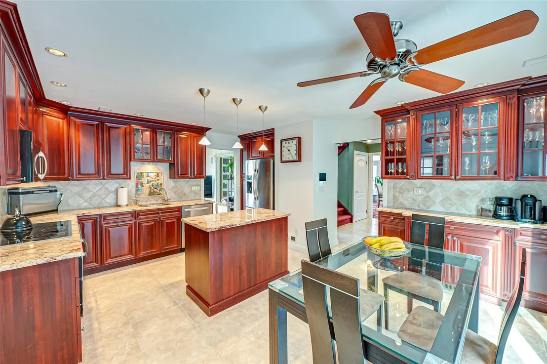Photo of 17 Knollcrest Road