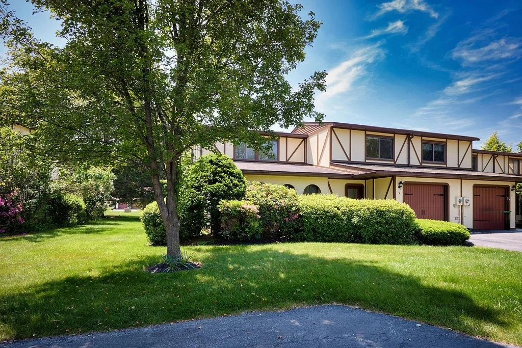 Photo of Unit 7 at 119 Stringham Road