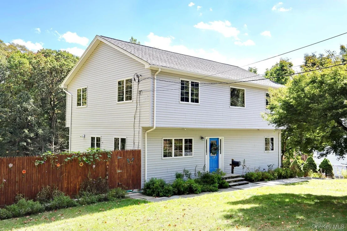 Photo of 115 Greenbush Road