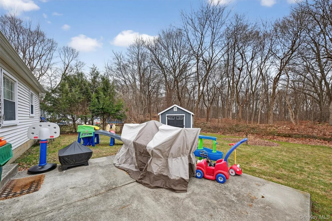 Photo of 8 Van Wyck Drive