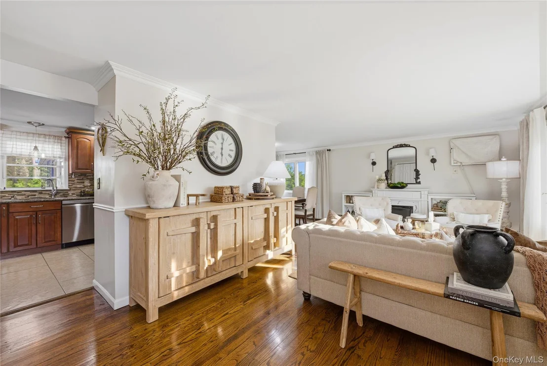 Photo of 47 Continental Drive
