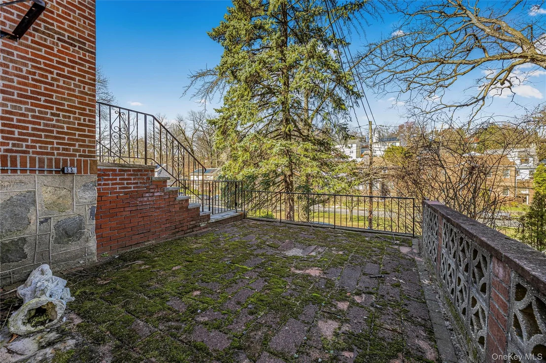 Photo of 150 Rumsey Road