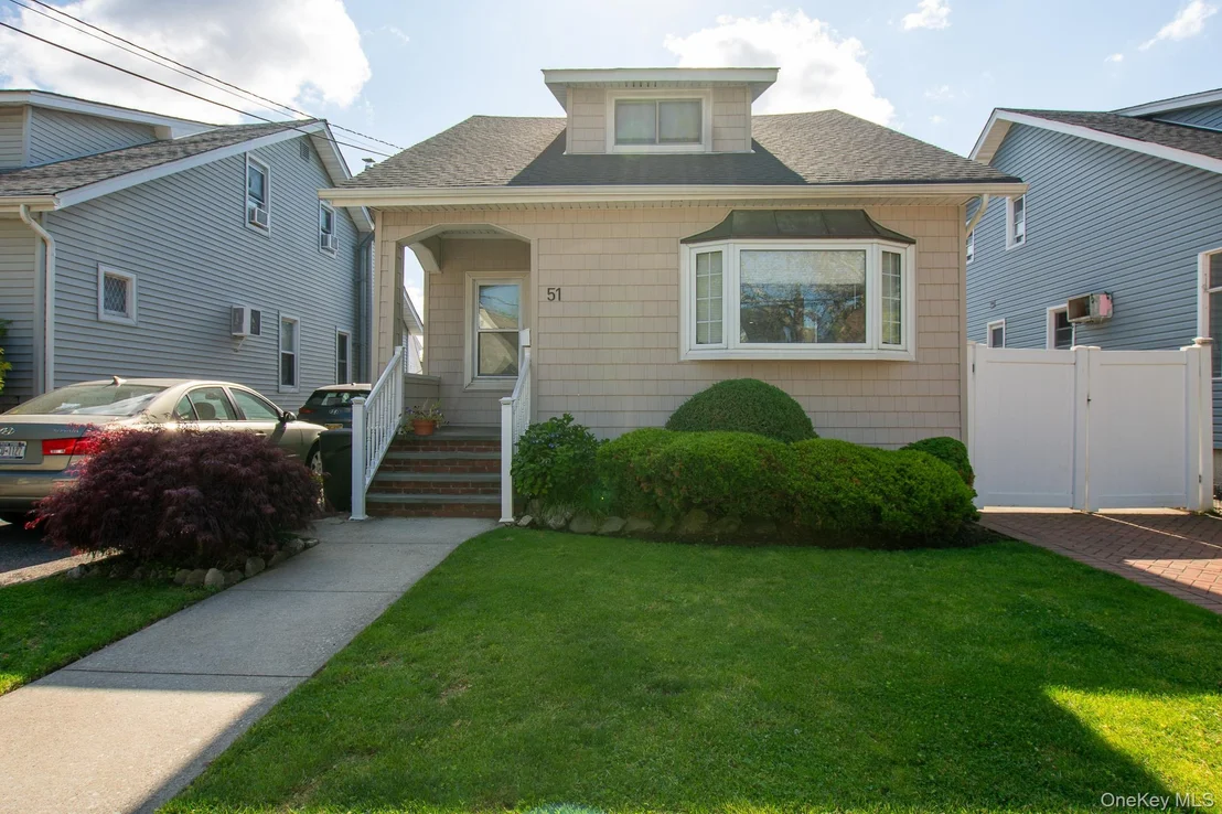 Photo of 51 Hoffman Street