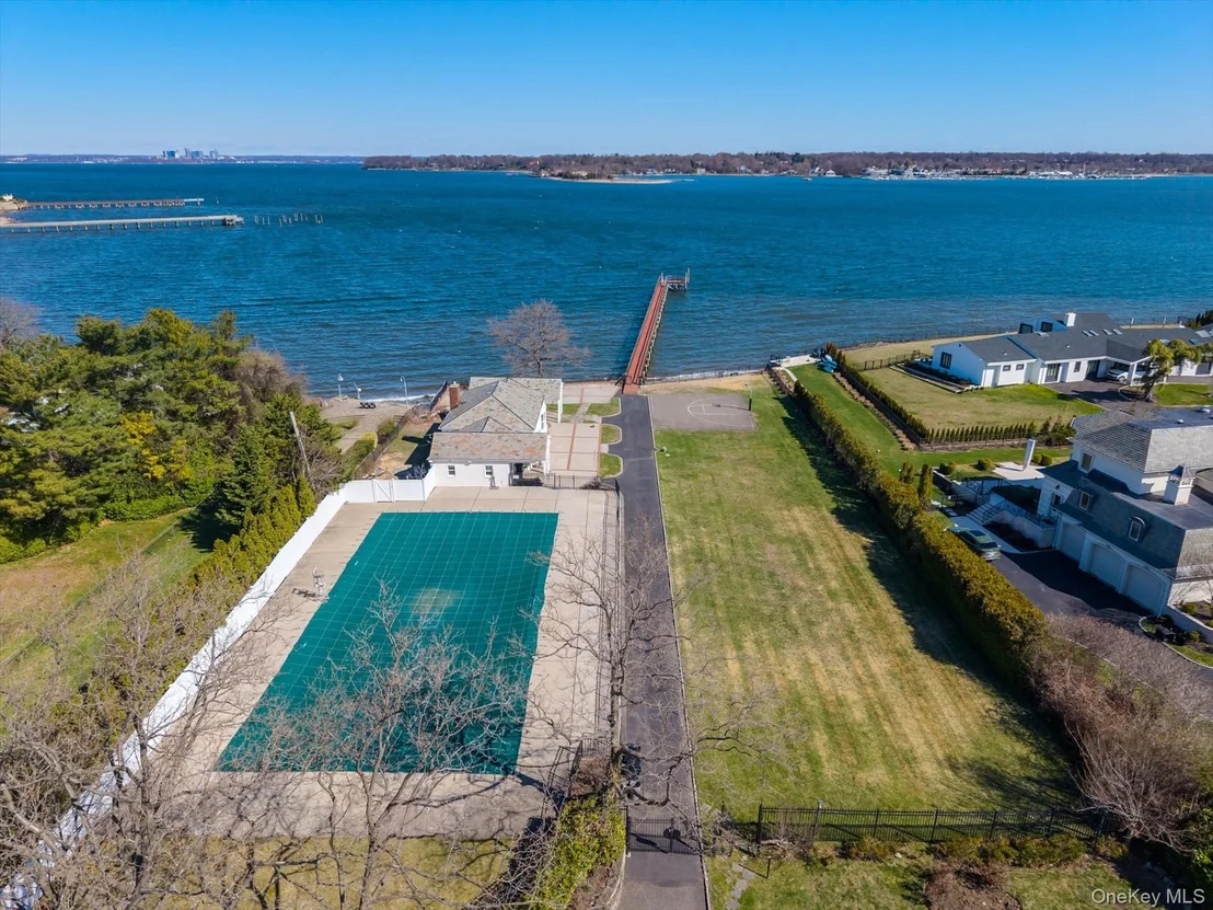 Photo of 33 Harbour Road