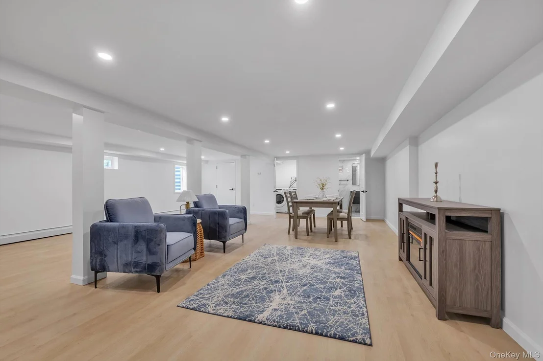 Photo of 788 Dean Drive