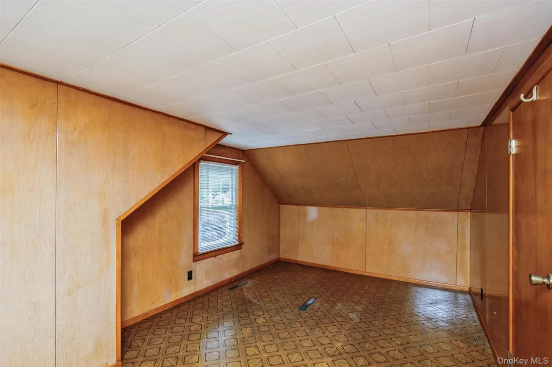 Photo of 10 Laurel Road