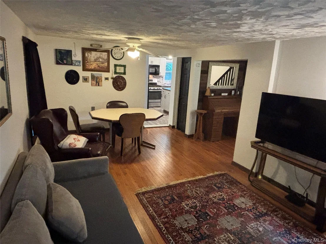 Photo of 55 Boulevard Knolls