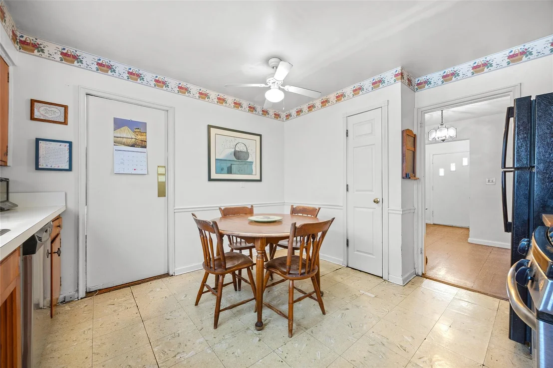 Photo of 11 Beverly Road