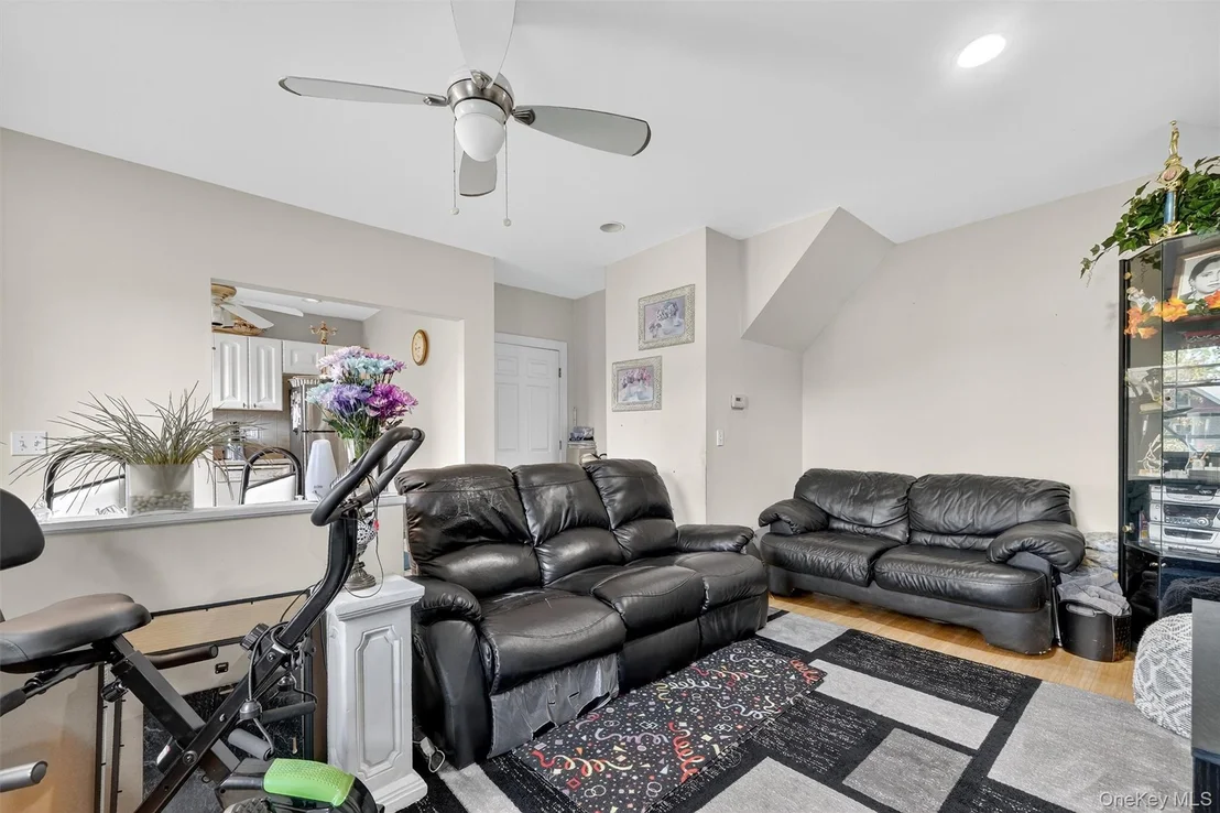Photo of 16 Maple Place