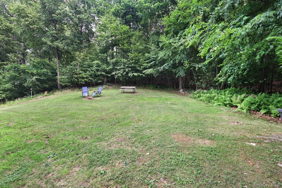 Photo of 320 White Bridge Road