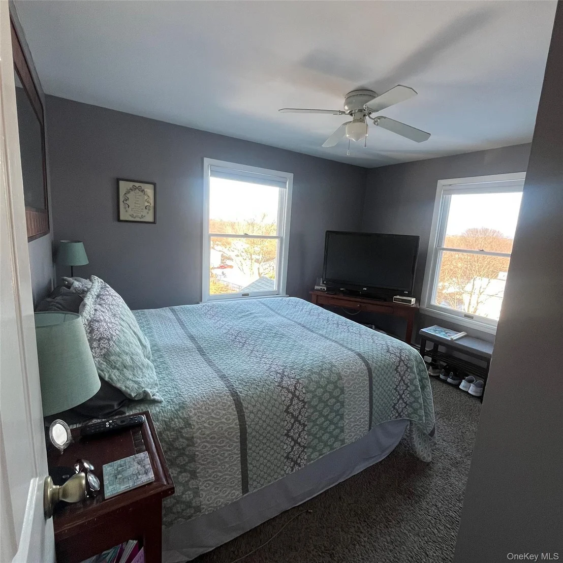 Photo of 33 Lincoln Circle