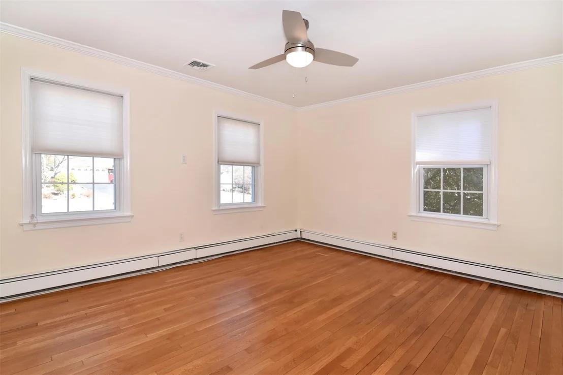 Photo of 24 Lochland Road