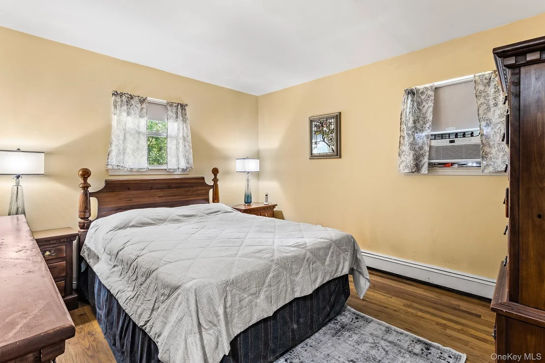 Photo of 1320 Pine Acres Boulevard