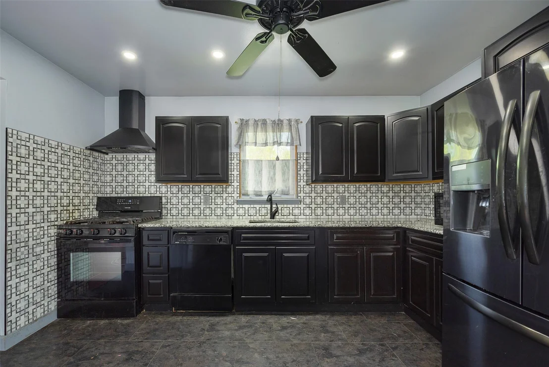 Photo of 21 Hawk Lane