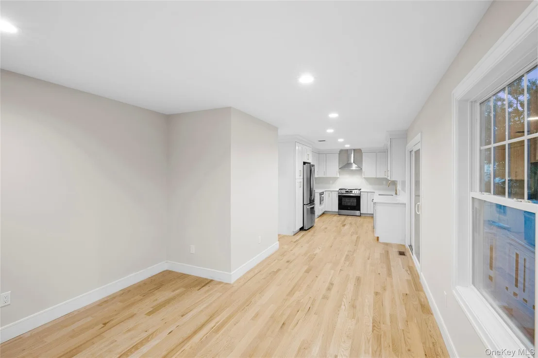 Photo of 335 Evans Avenue