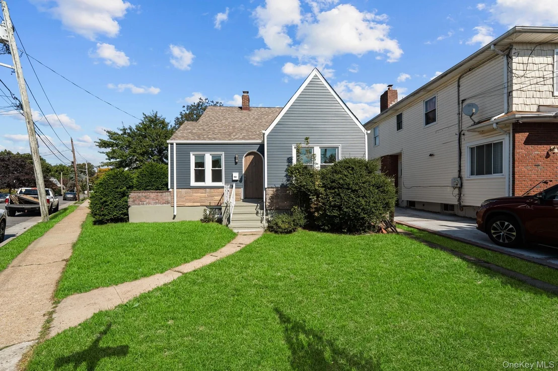 Photo of 2 Fordham Place