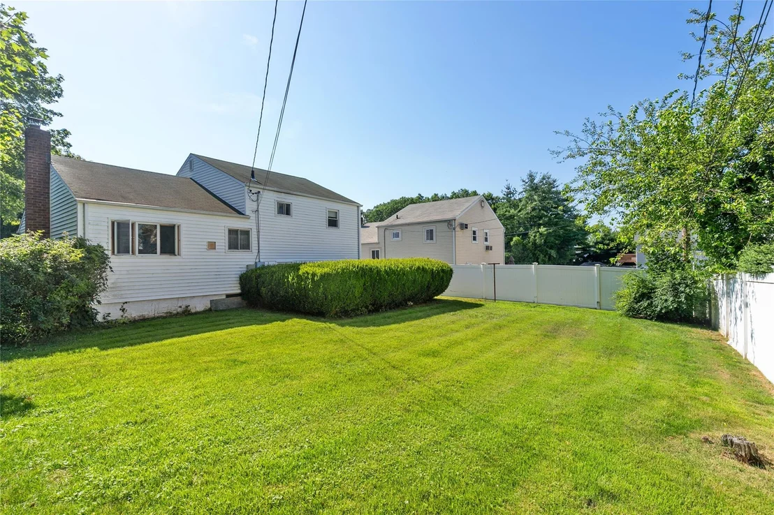 Photo of 2 Nautilus Avenue