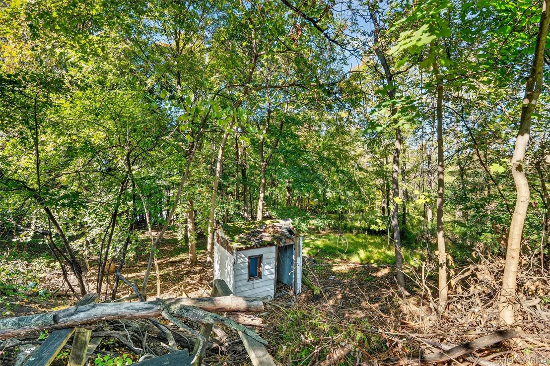 Photo of 25 Russell Road