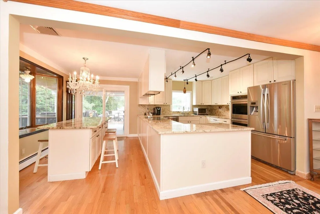 Photo of 41 Grassy Pond Drive