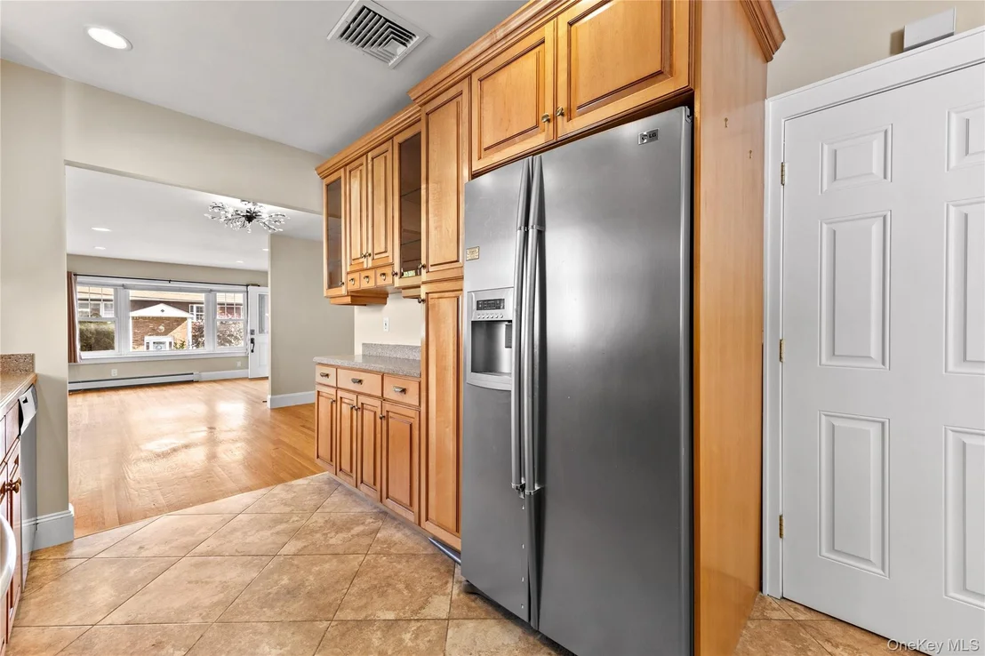 Photo of 15 Pershing Avenue