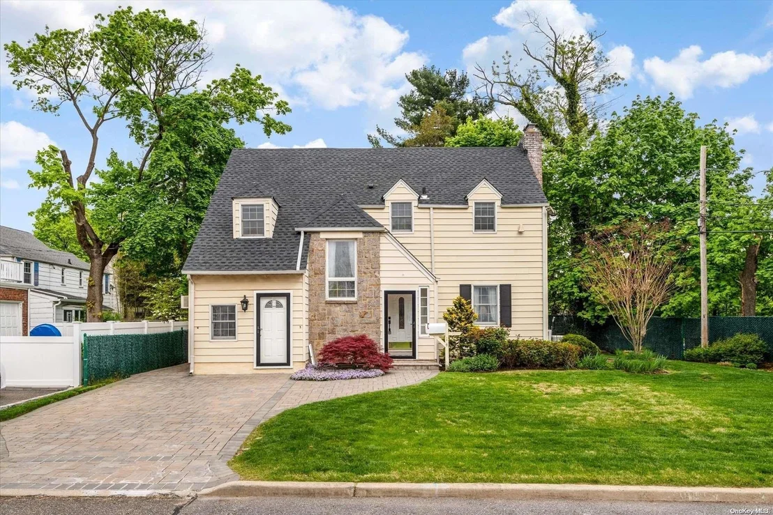 Photo of 14 Robin Road