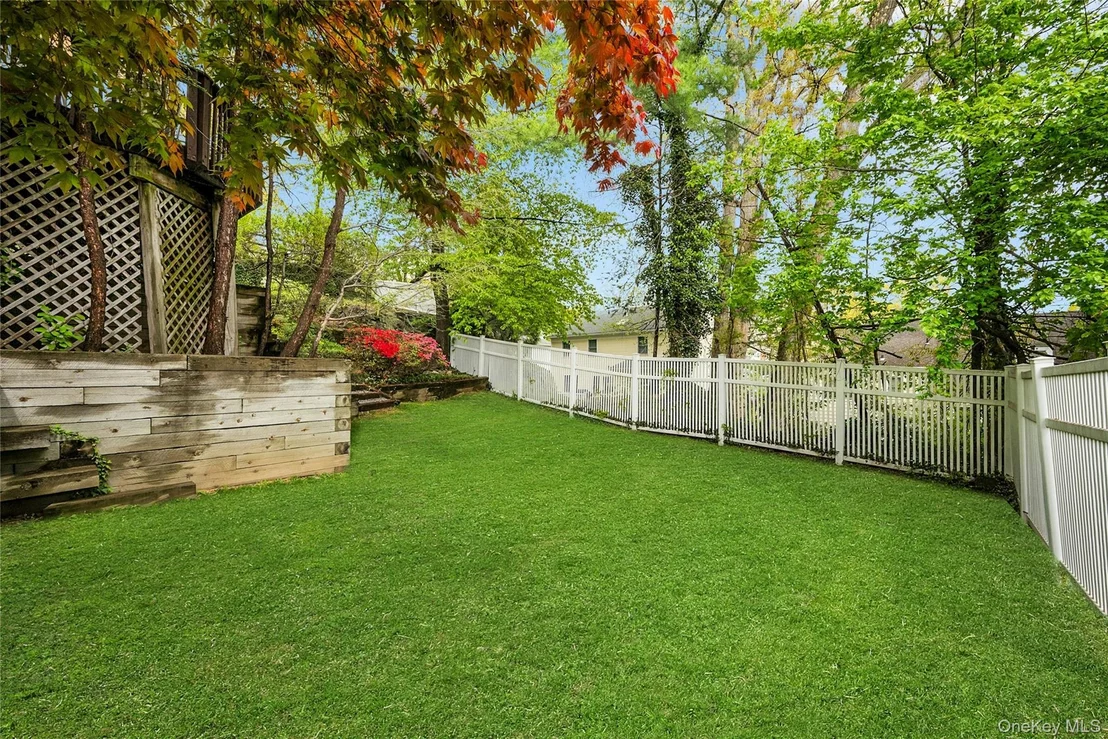 Photo of 25 Bellain Avenue
