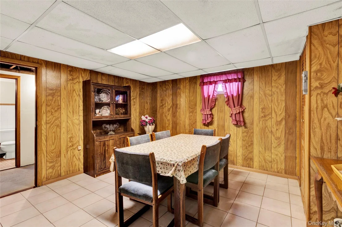 Photo of 152 Foster Boulevard