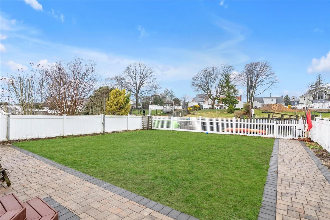 Photo of 20 Beverly Road