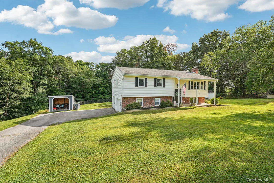 Photo of 35 Schrempp Lane