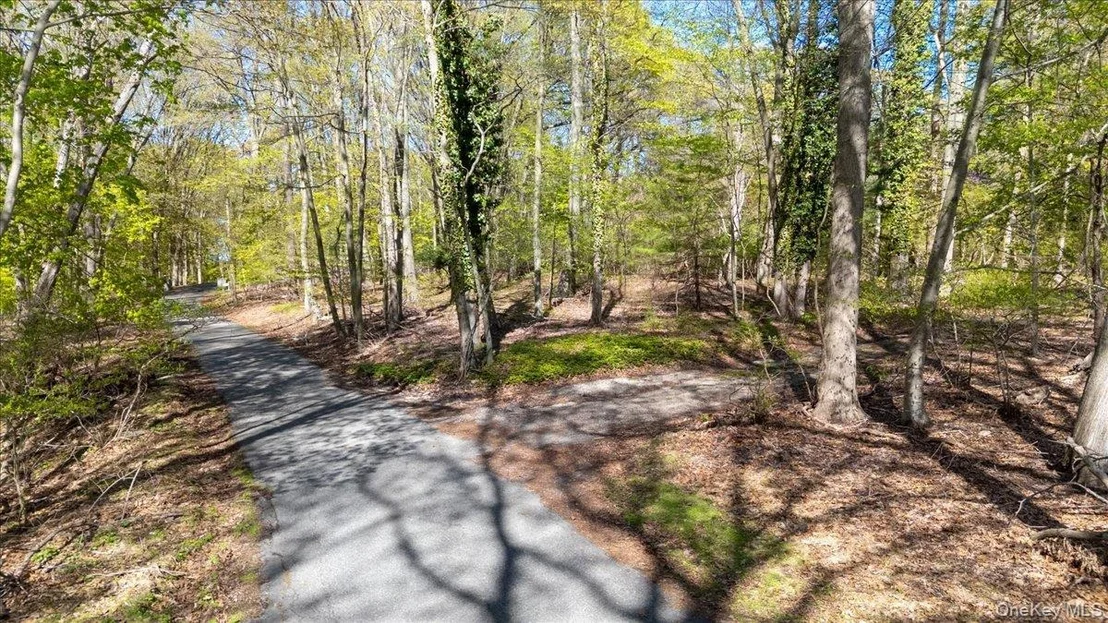 Photo of 7 Spring Hill