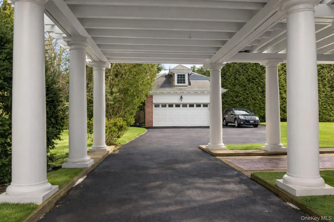 Photo of 4610 Boston Post Road