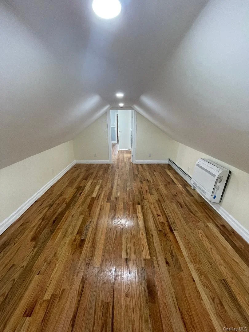 Photo of 839 Clarence Avenue