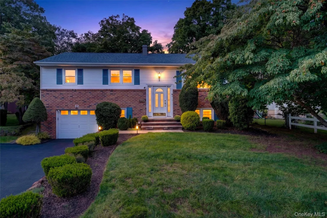 Photo of 32 Sengstacken Drive