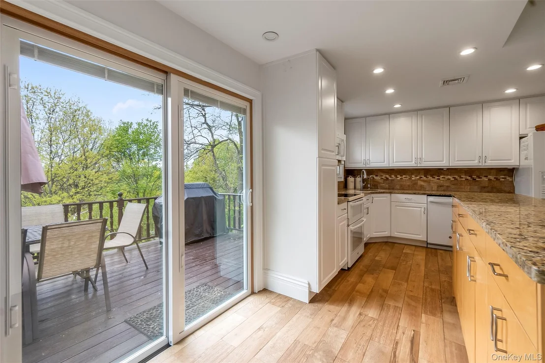 Photo of 153 Kentview Drive
