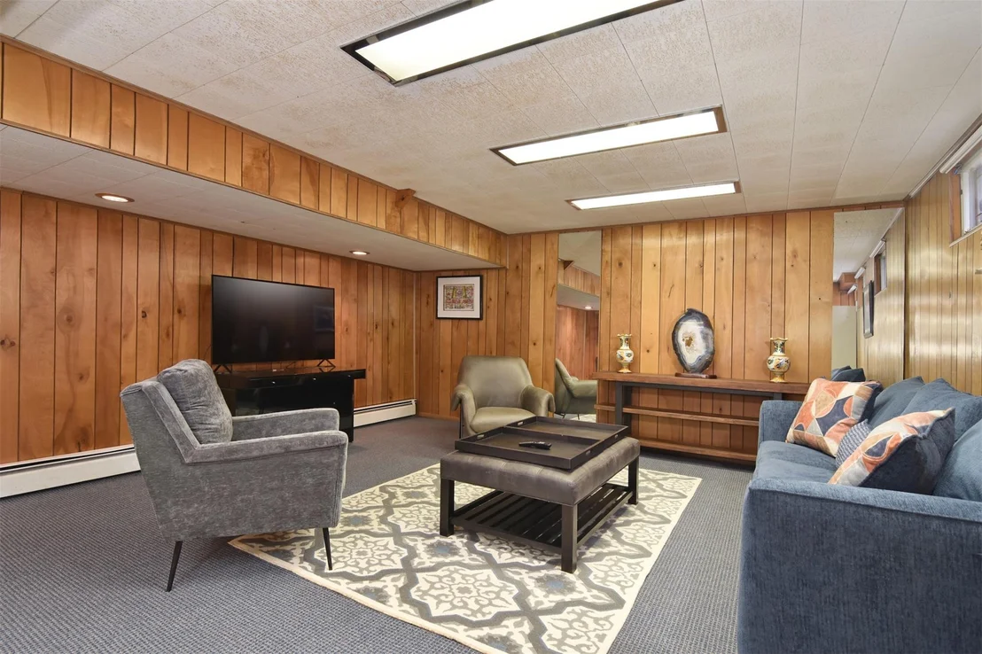 Photo of 1028 Esplanade
