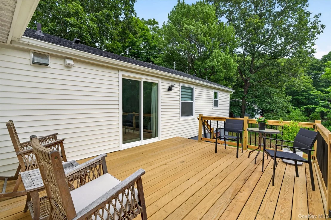 Photo of 140 Rabbit Run Road